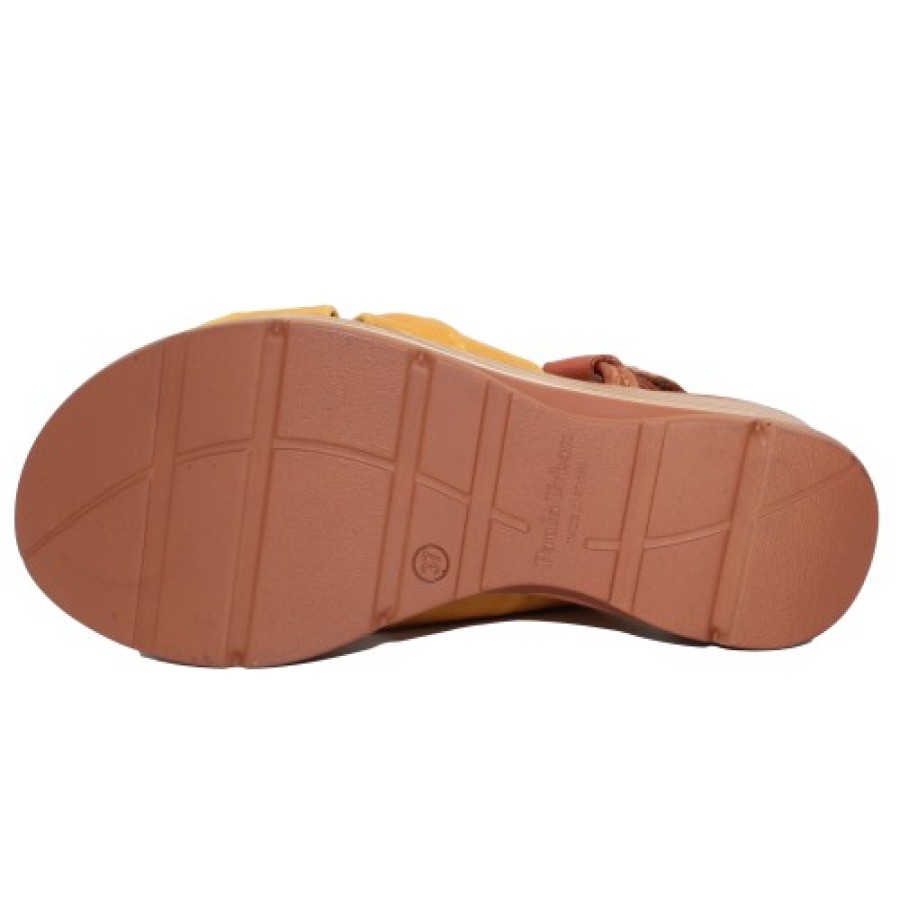 Women'S Paula Urban Travel | Paula Urban Women'S 2-416 In Mostaza Smooth Leather