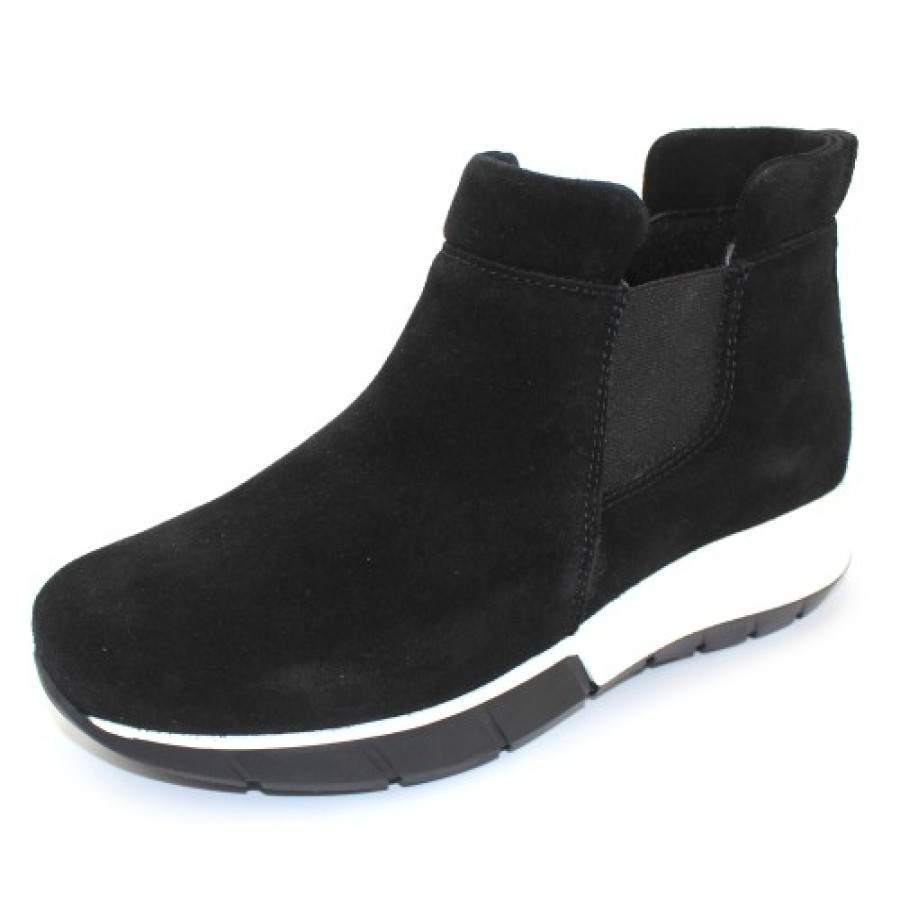 Women'S La Canadienne Pull Ons | La Canadienne Women'S Nikki In Black Waterproof Suede