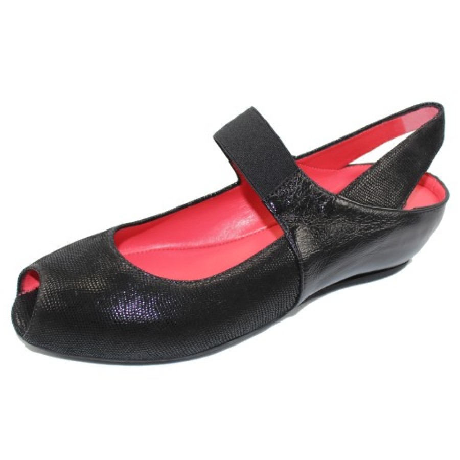 Women'S Pas De Rouge Mary Jane & Instep Strap | Pas De Rouge Women'S Silvia R918 In Black Embossed/Crinkle Patent Leather