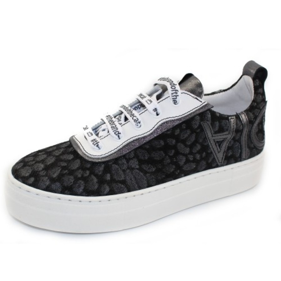 Women'S Vaddia Walking | Vaddia Women'S Diego In Silver Cheetah Embossed Leather/White/Pewter Leather