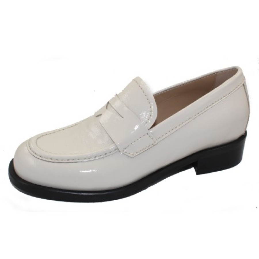 Women'S La Canadienne Slip Ons | La Canadienne Women'S Dominic In Beige Patent Leather