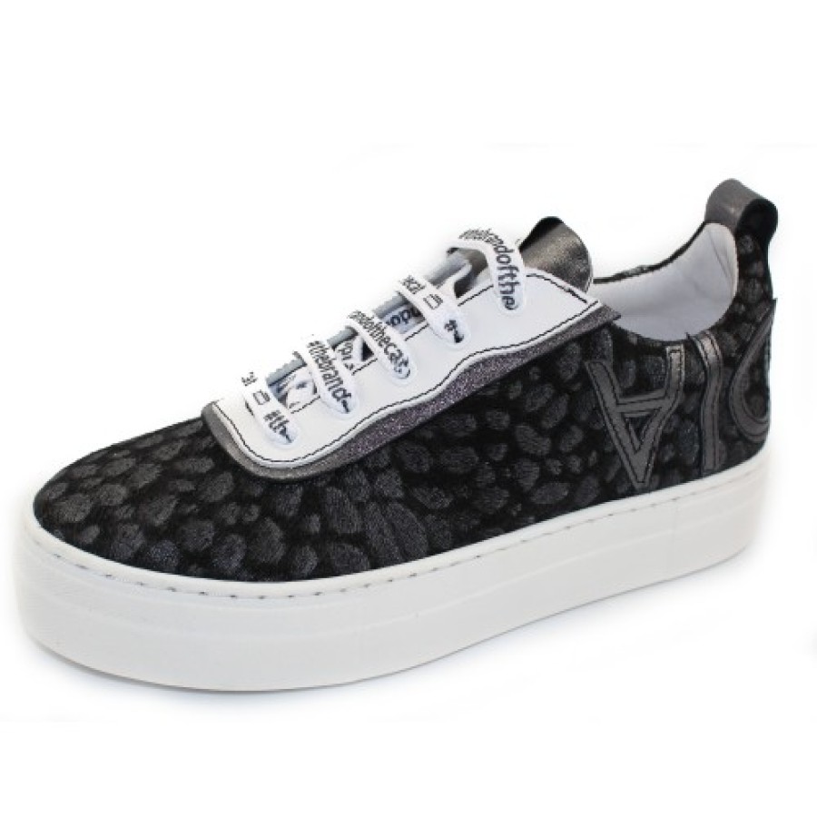 Women'S Vaddia Walking | Vaddia Women'S Diego In Silver Cheetah Embossed Leather/White/Pewter Leather