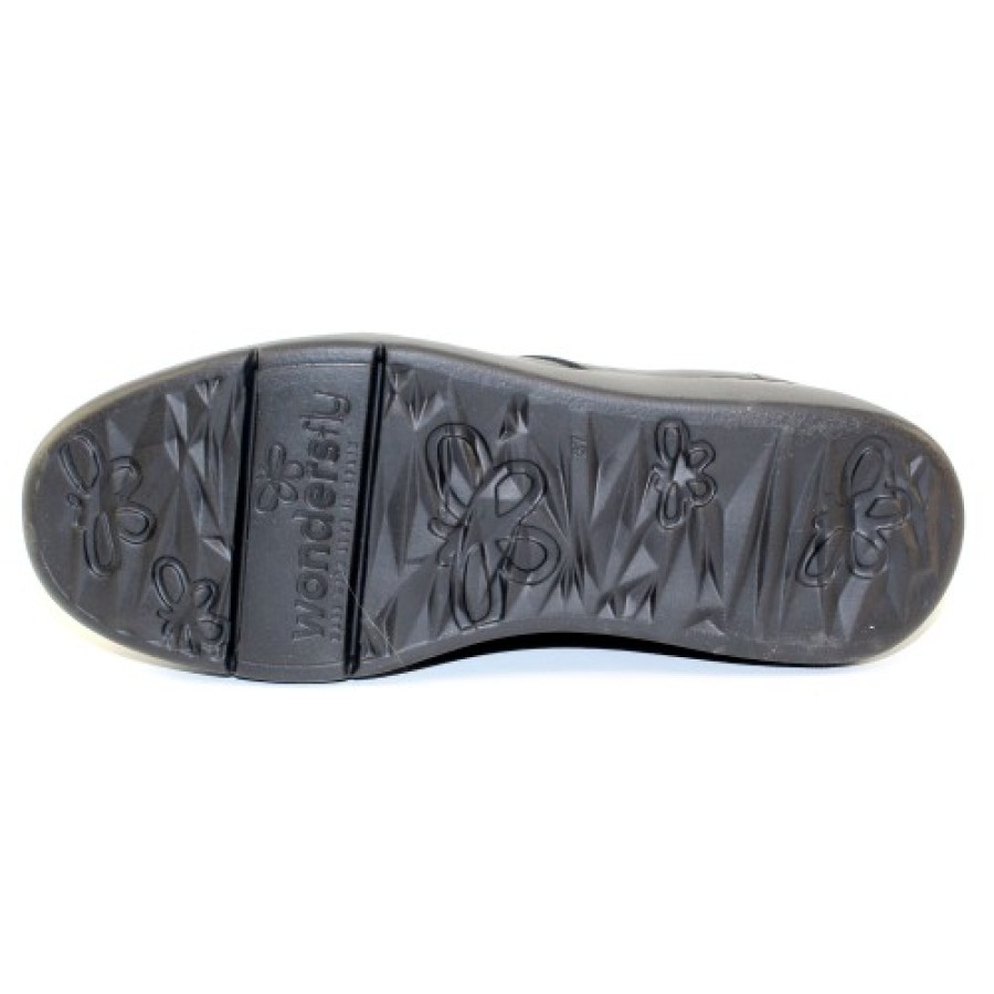 Women'S Wonders Slip Ons | Wonders Women'S A-8334 In Black Leather