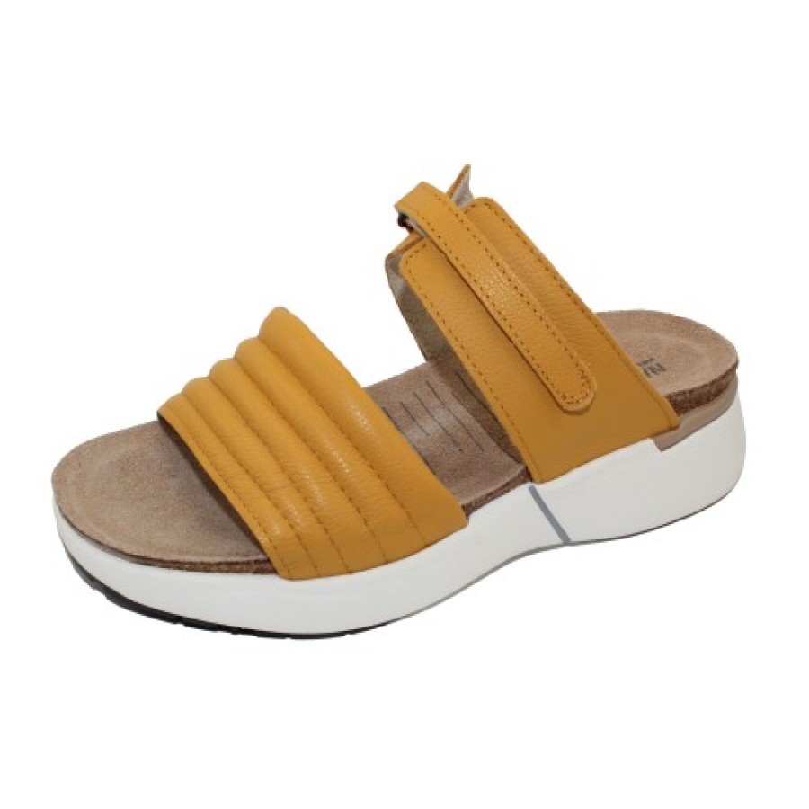 Women'S Naot Wedges | Naot Women'S Vesta In Marigold Leather