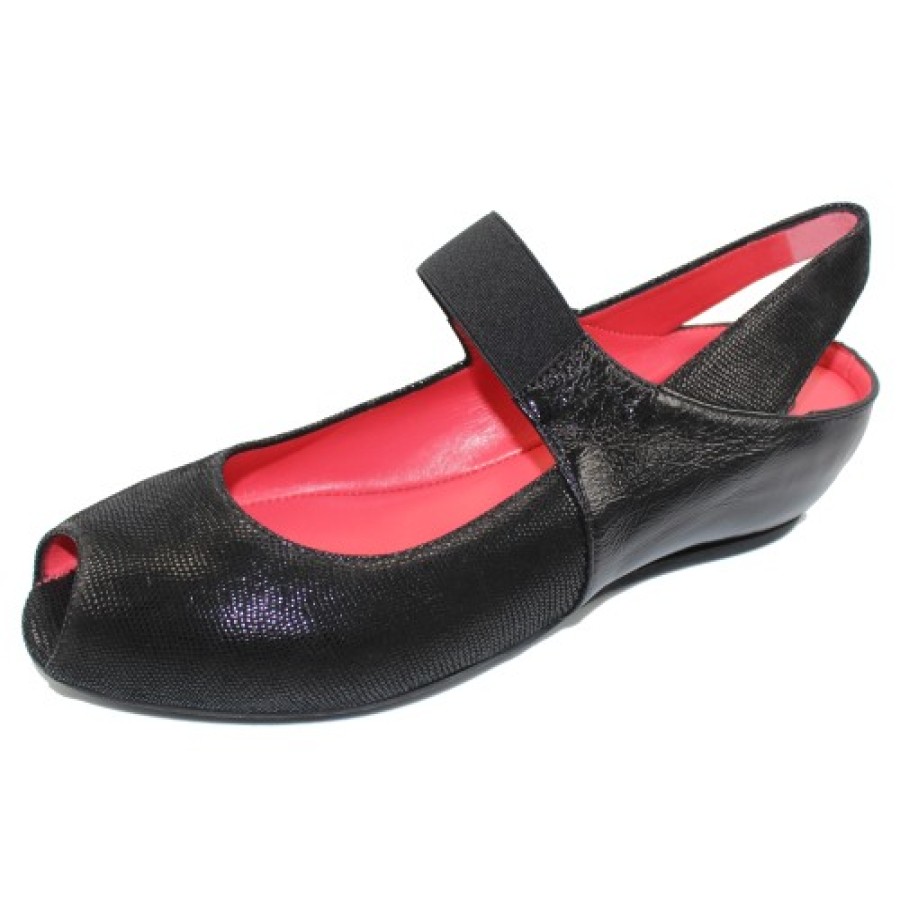 Women'S Pas De Rouge Wedges | Pas De Rouge Women'S Silvia R918 In Black Embossed/Crinkle Patent Leather